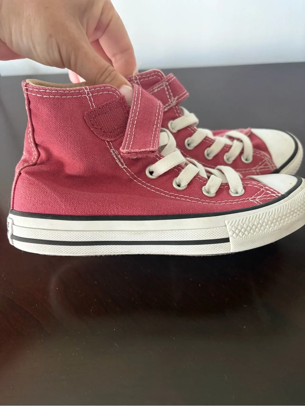 Converse Kids High-Top Sneakers in RED